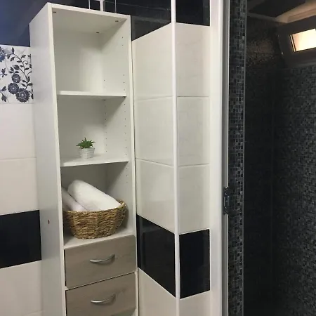 Rum i privatbostad Amy Năvodari